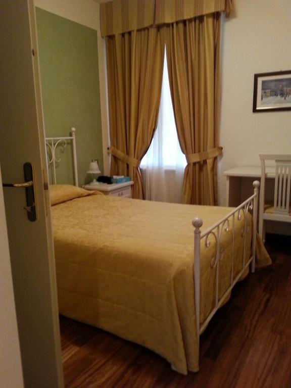 Hotel Ristorante Ruatta San Maurizio Ruang foto